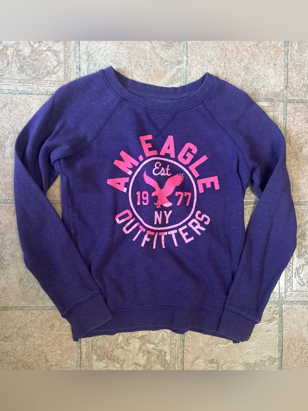 American eagle sweatshirt